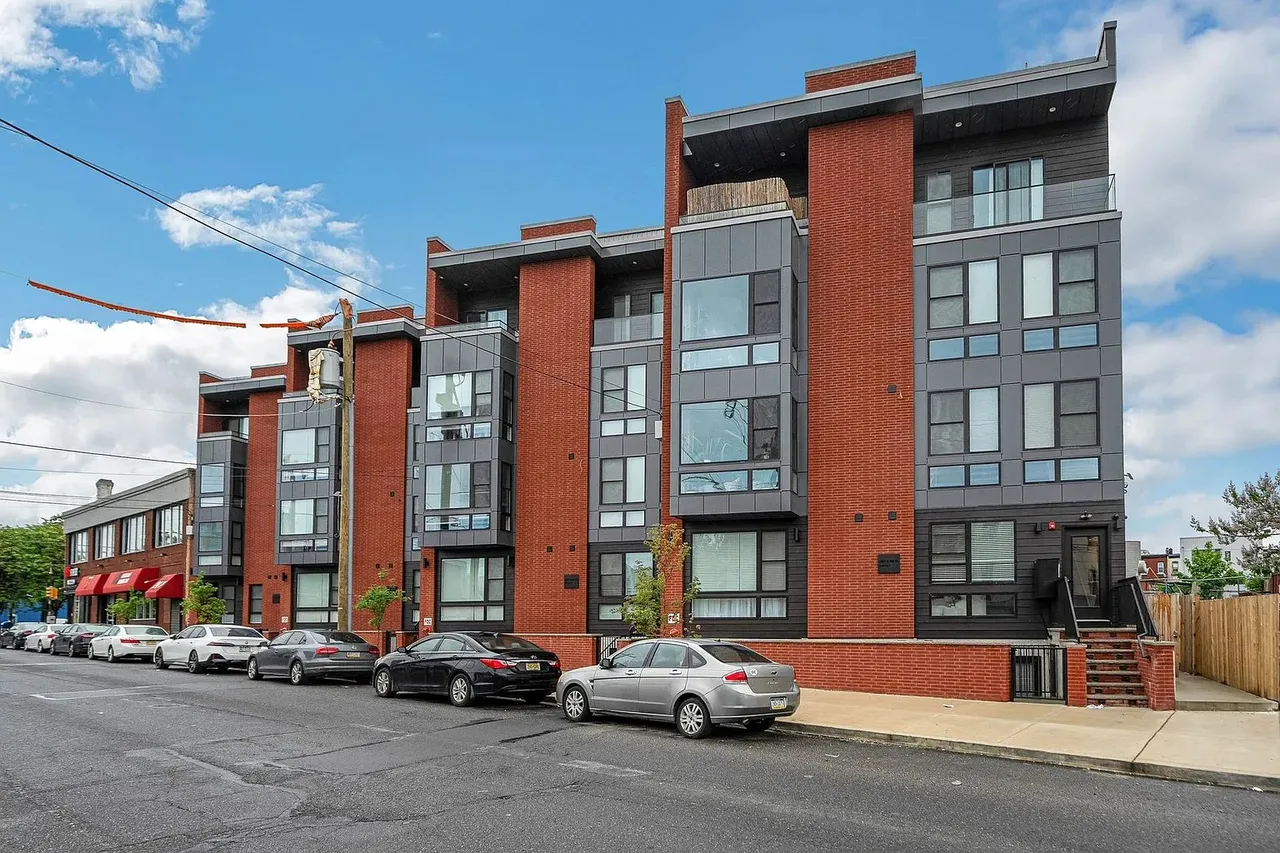 1825 N. 5th Street — Philadelphia, Pennsylvania